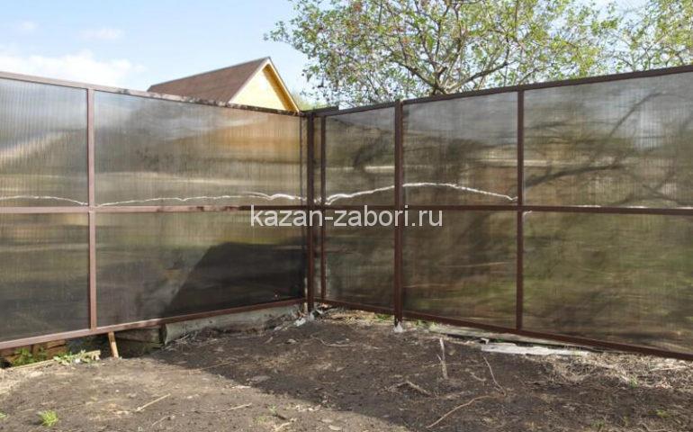забор из поликарбоната в Казани